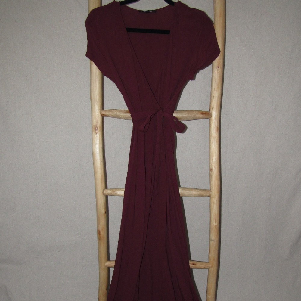 Olivaceous Maroon Maxi Dress